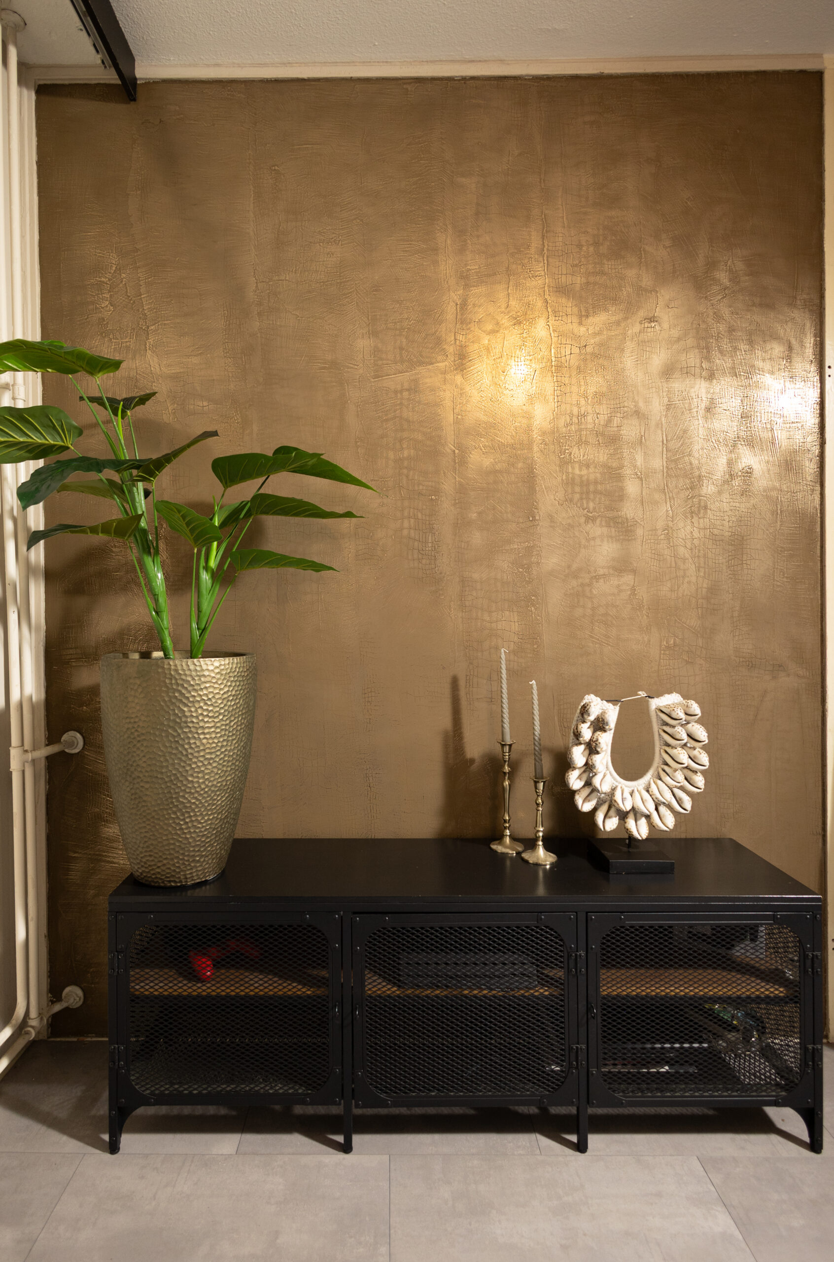 Decoratief stucwerk Vloeibaar metaal DIY met instructievideo