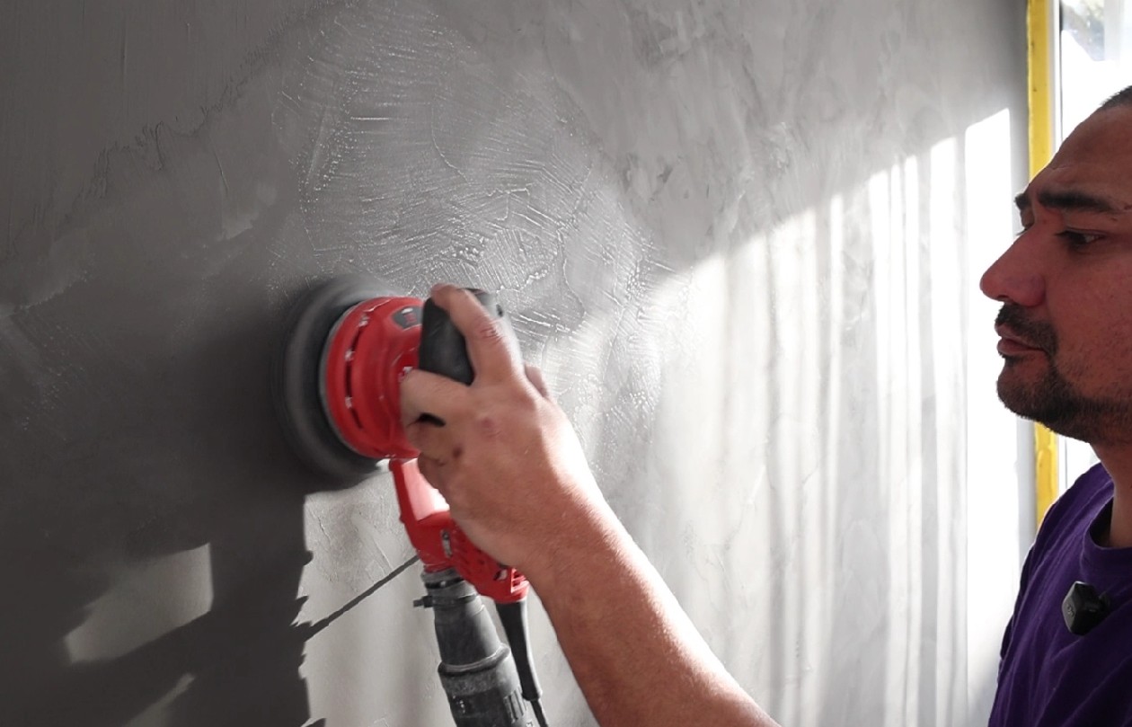 Decoratief stucwerk Vloeibaar metaal DIY met instructievideo